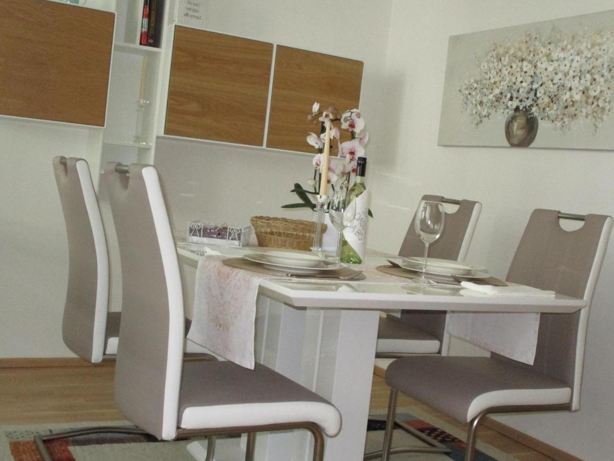 Ferienwohnung Danubia Linz Buitenkant foto